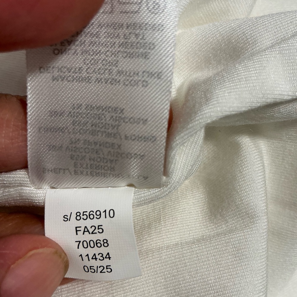 Ann Taylor white Crewneck Tee size XL - Picture 16 of 16